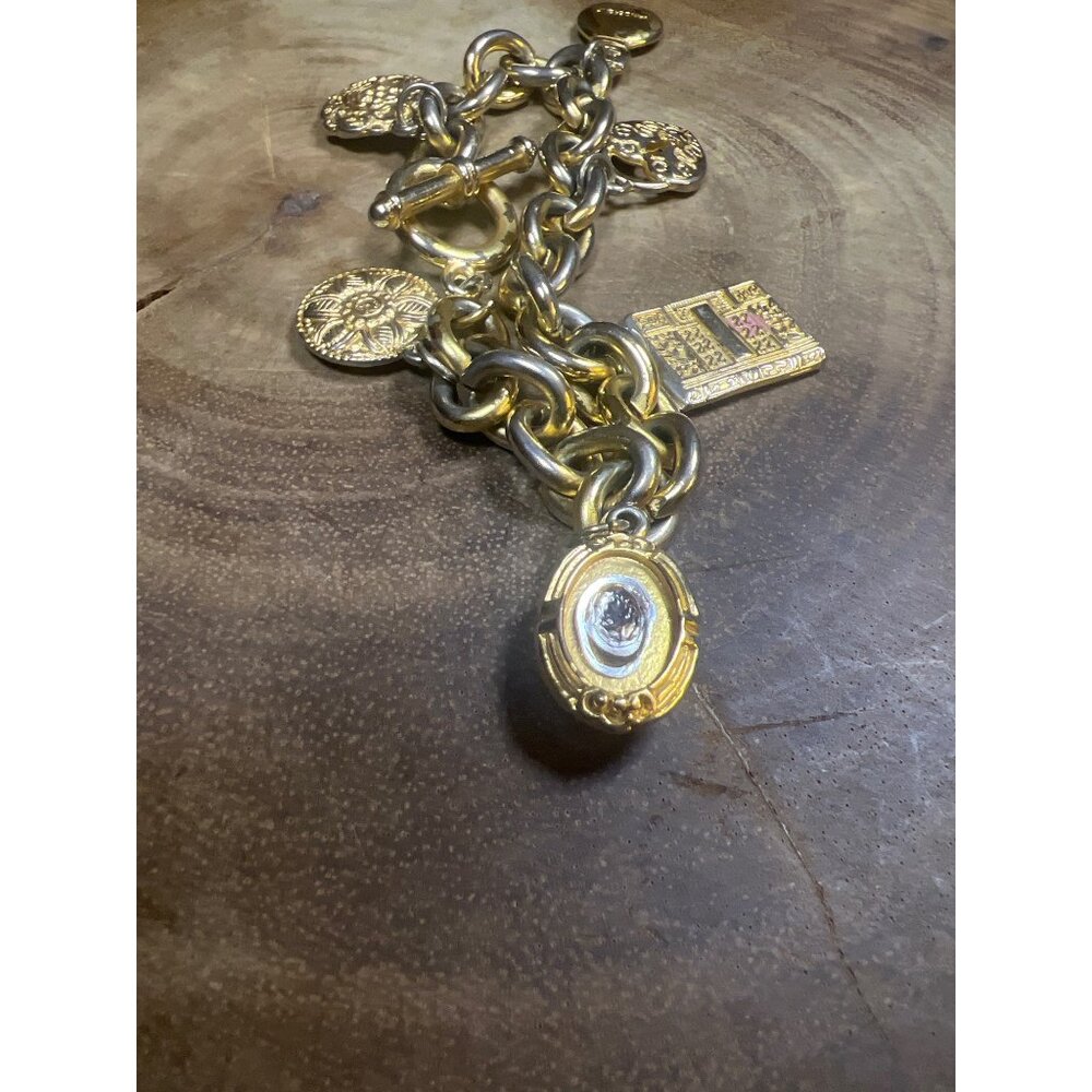 Vintage Vanderbilt Gold-Tone Charm Bracelet W/ Amber & Intricate Charms - Picture 11 of 11